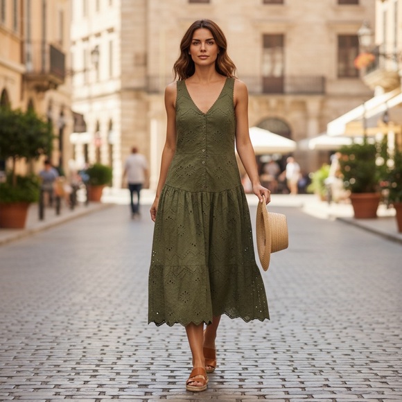 NWT’S HOUSE OF HARLOW 1960  Button Front Cotton Eyelet Dress in Olive Green sz 8 - Picture 2 of 15